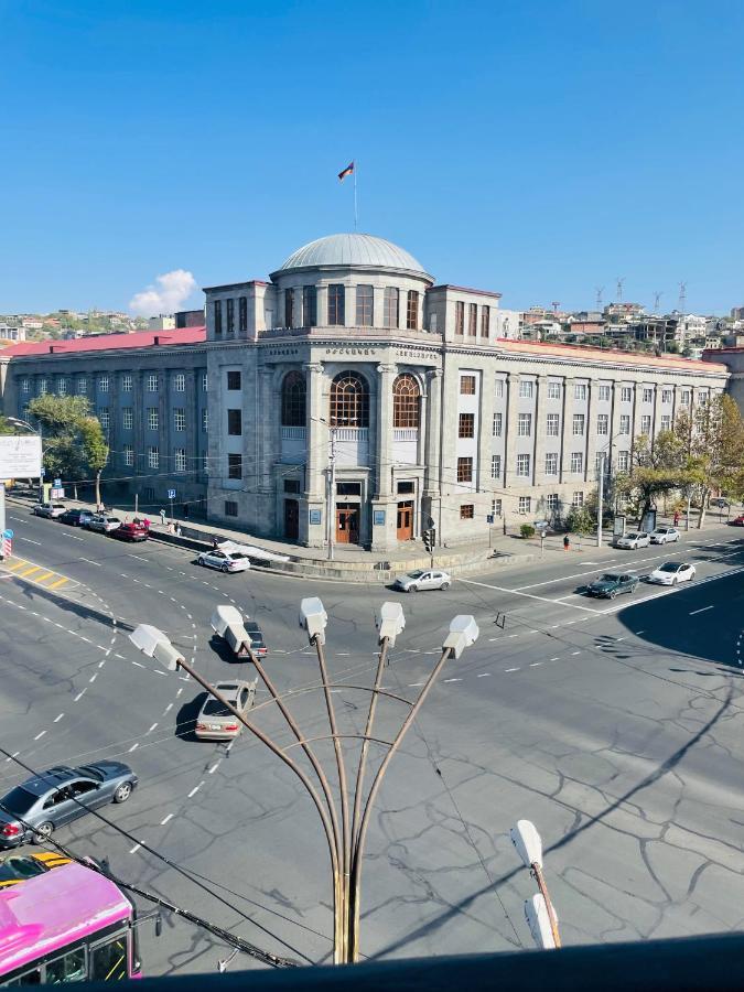 Great Apartment, Great Location Yerevan Ngoại thất bức ảnh